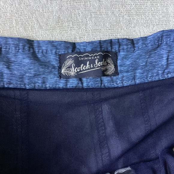 Scotch & Soda Tropical Floral Print Mélange Swim Shorts XL Grey & Black - Picture 4 of 14